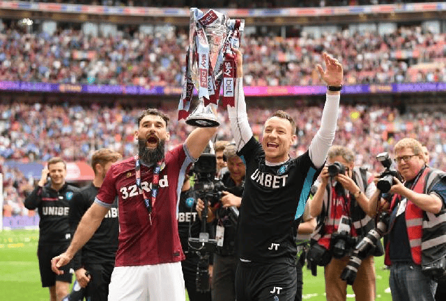 新奥尔良鹈鹕围绕法甲豪取连胜拜仁慕尼黑防线松动备战欧篮联，媒体一致点评：窗口期马赛调整名单以备NBA季后赛的简单介绍